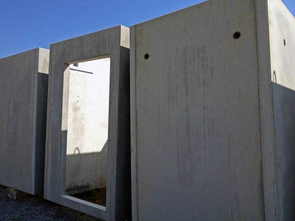 Cages d'ascenseur produites sur le chantier - 26/11/2012 - Elément SA, usine de Veltheim